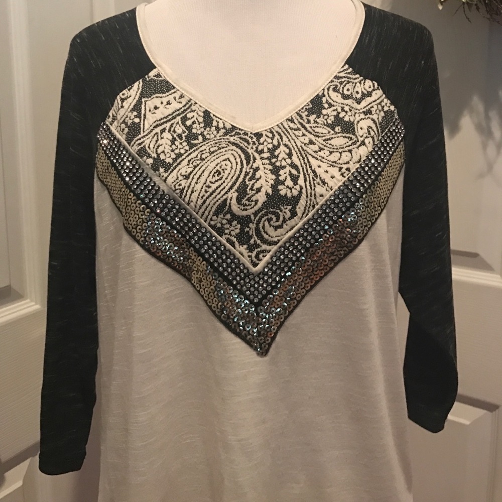 Miss Me jeweled top